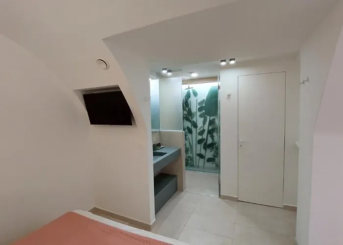 Grinn-in The Heart Of Rhodes,new&stylish! Rhodes City