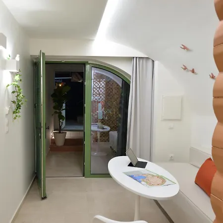 דירה Grinn-in The Heart Of Rhodes,new&stylish! *